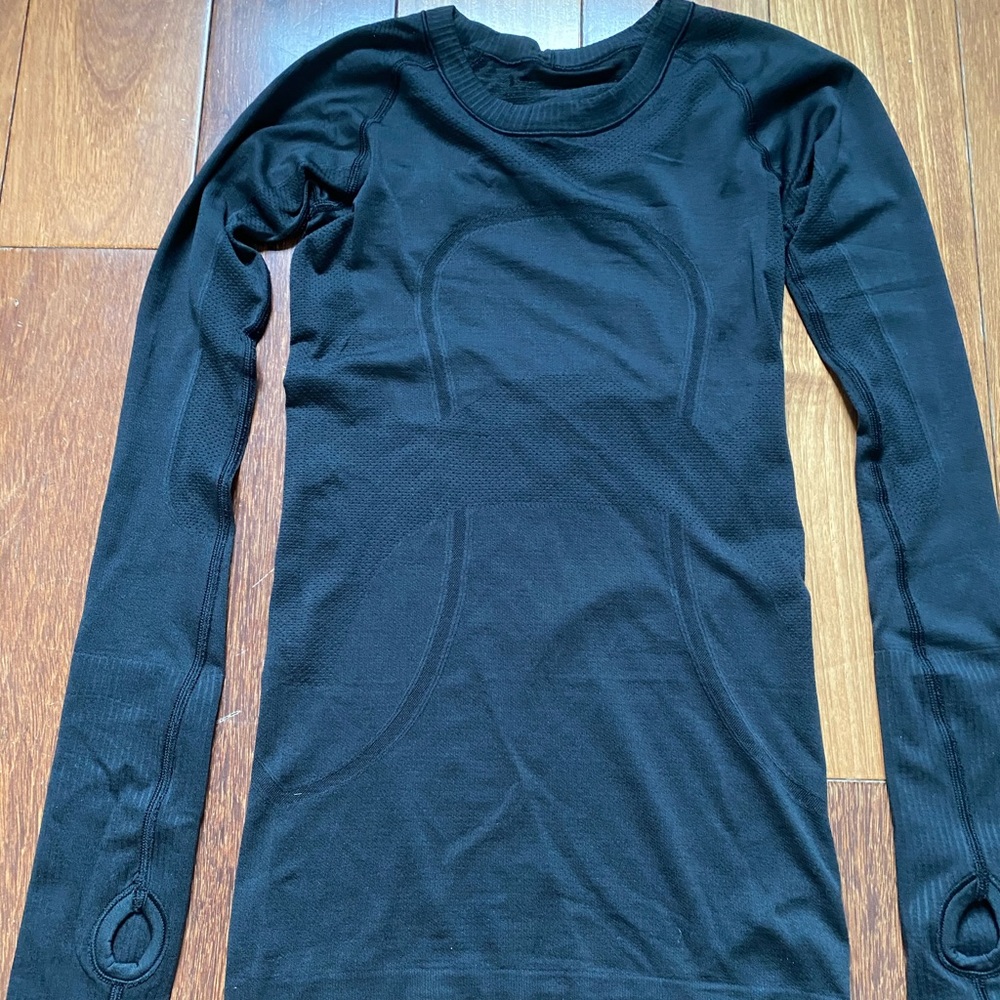 Lululemon Swiftly Tech Long Sleeve